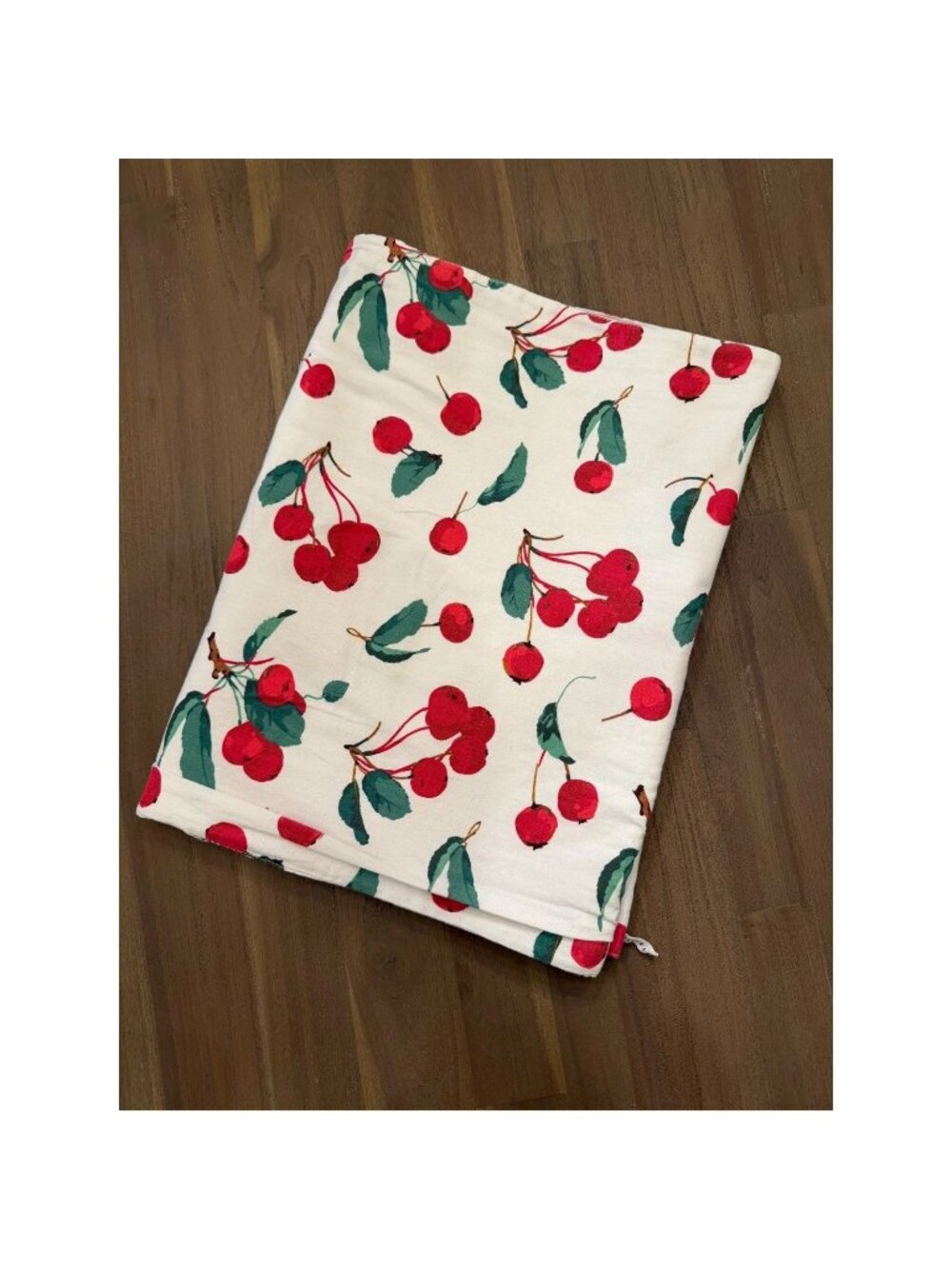 Pottery Barn Cherry Print Table Runner Cherries 17"x104"